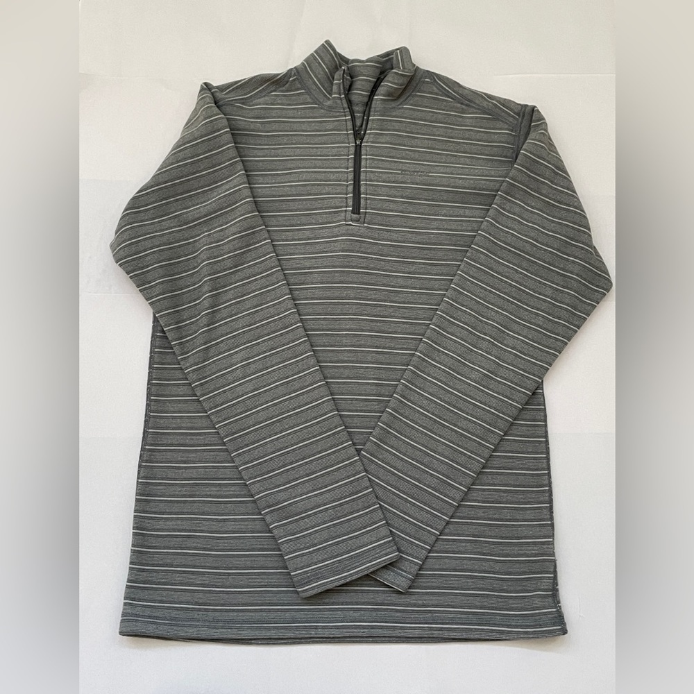 Patagonia fleece pullover.